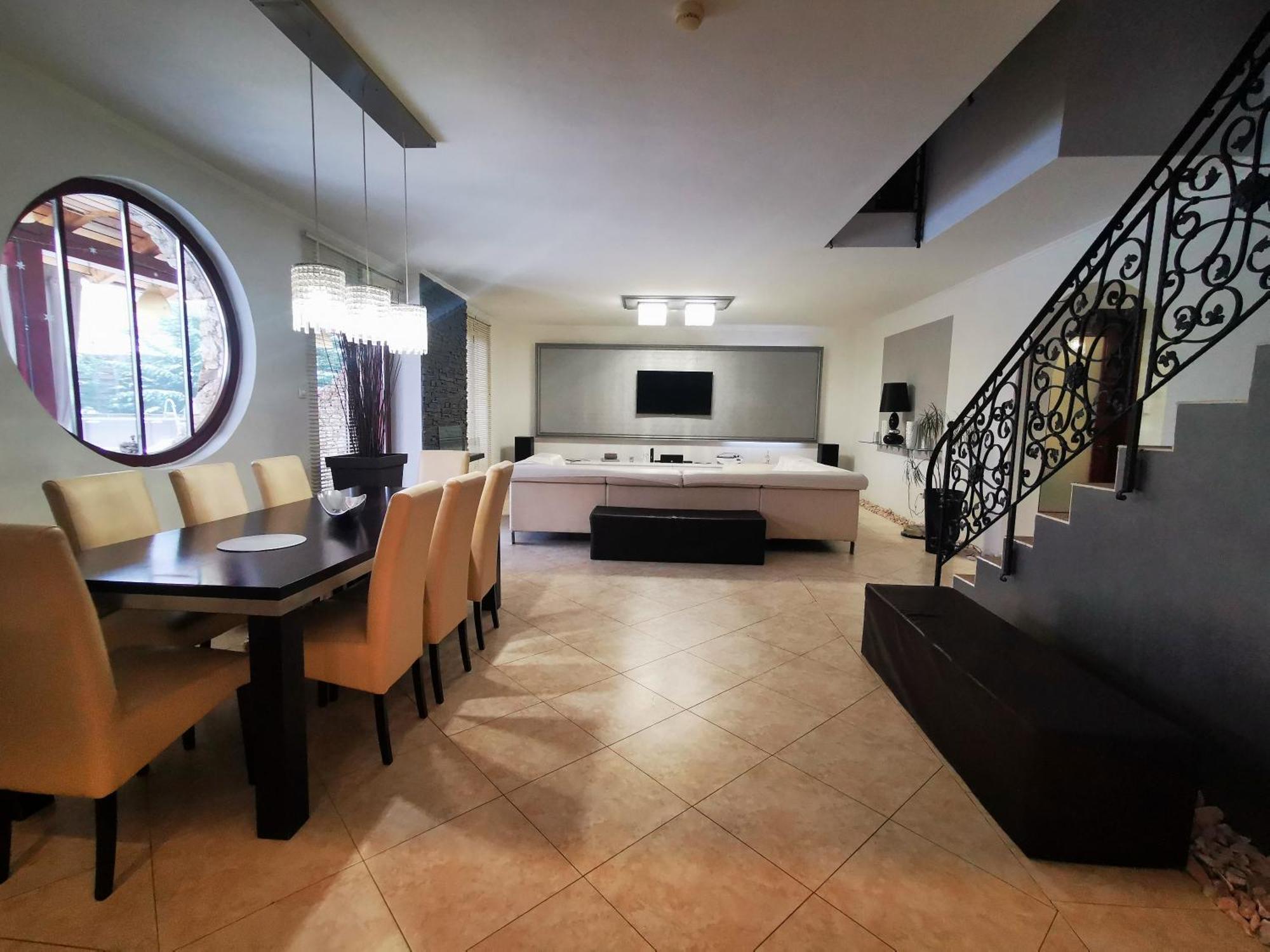 Luxury Basement In The Surrounding Of Budapest Apartamento Mogyoród Exterior foto